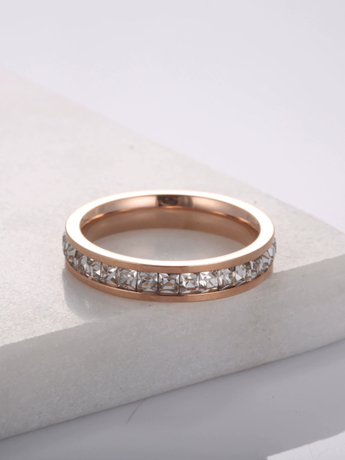 Affordable Luxury Fashion Single Double Row Diamond Titanium Steel Couple Rings Couple Circle Stone Full Diamond Stainless Steel Ring Rose Gold Couple Rings