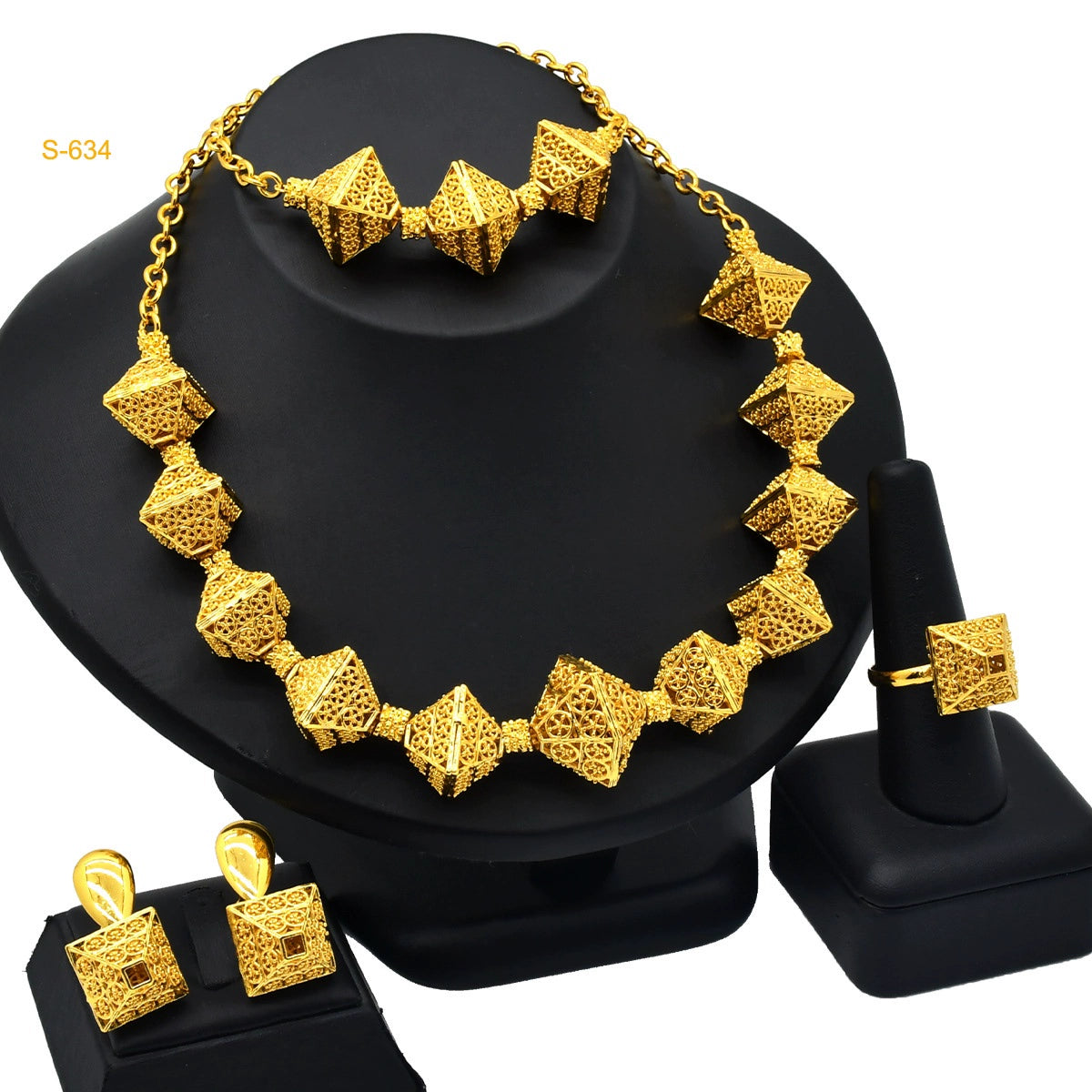 Women's Fashionable End-of-Year Alloy Necklace