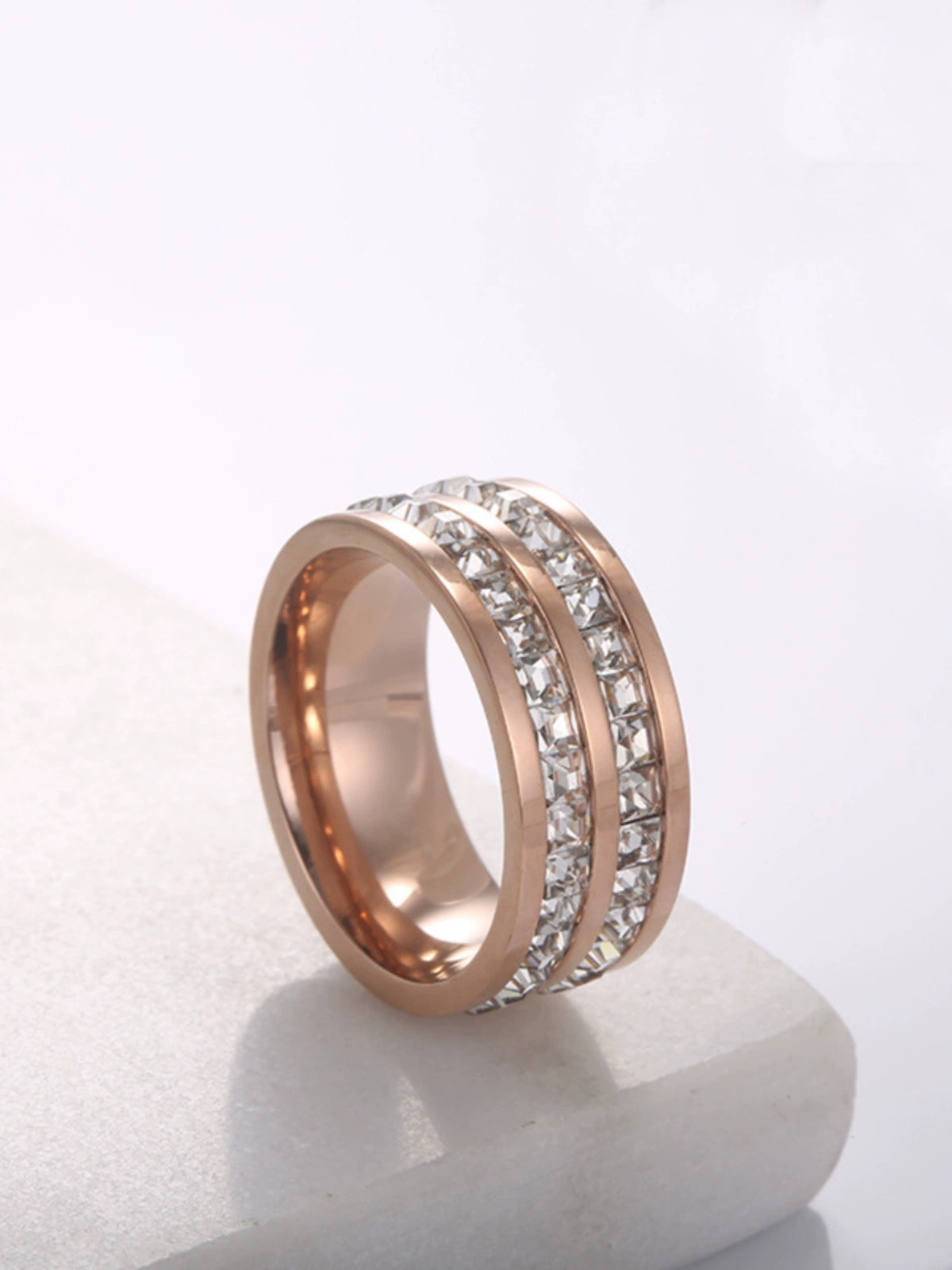 Affordable Luxury Fashion Single Double Row Diamond Titanium Steel Couple Rings Couple Circle Stone Full Diamond Stainless Steel Ring Rose Gold Couple Rings