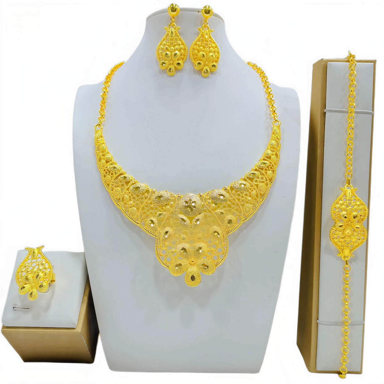 India New Arrival Fashion Sets K Gold-Plated Necklace Earring Bracelet Ring Thai Gold Exaggerated Jewelly